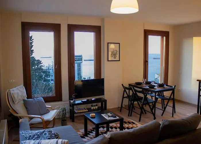 Stylish Triplex Apartment In The Heart Of Izmir