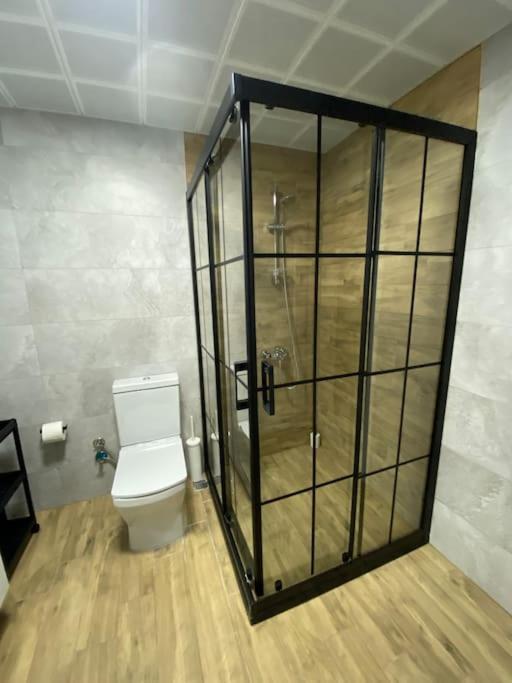 Апартаменты Stylish Triplex In The Heart Of *