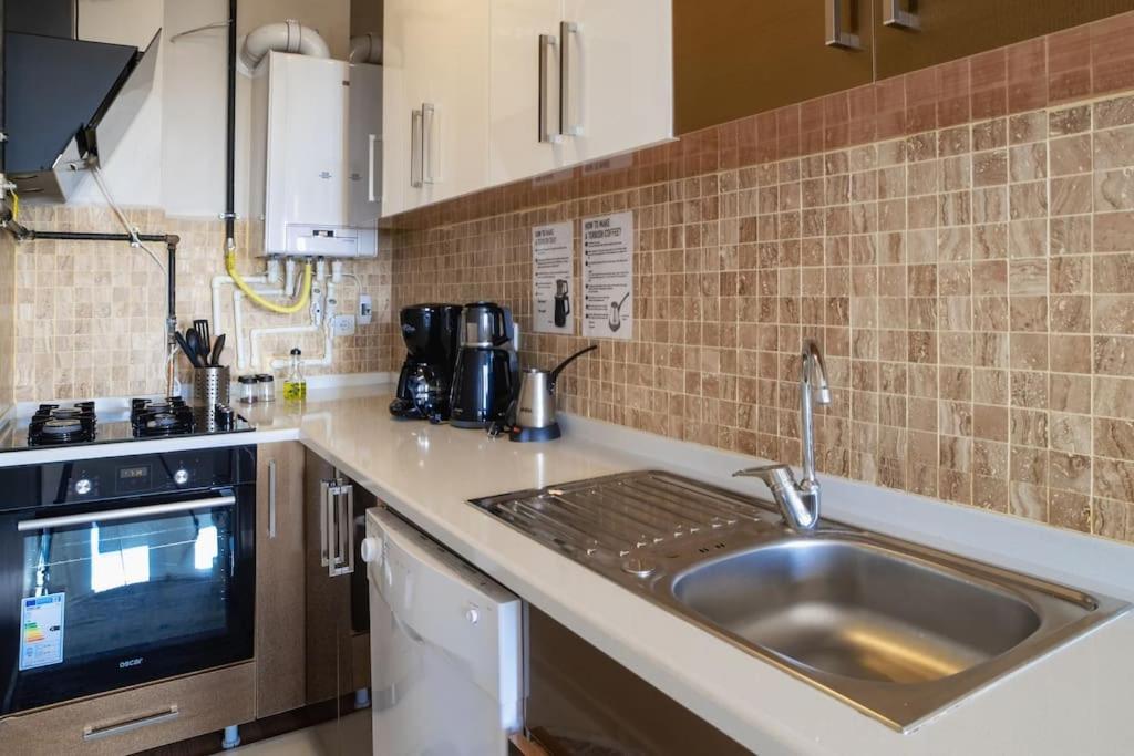 Stylish Triplex In The Heart Of Измир