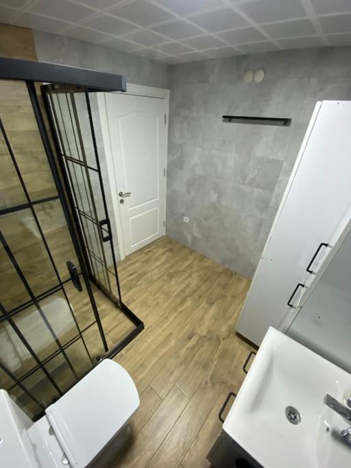 Апартаменты Stylish Triplex In The Heart Of *