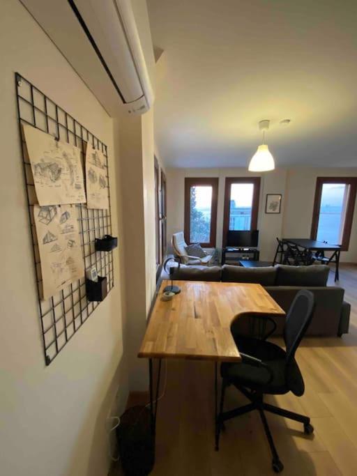 Stylish Triplex In The Heart Of Апартаменты Измир